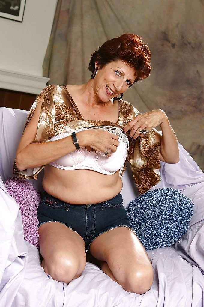 Grandma with big tits 2.